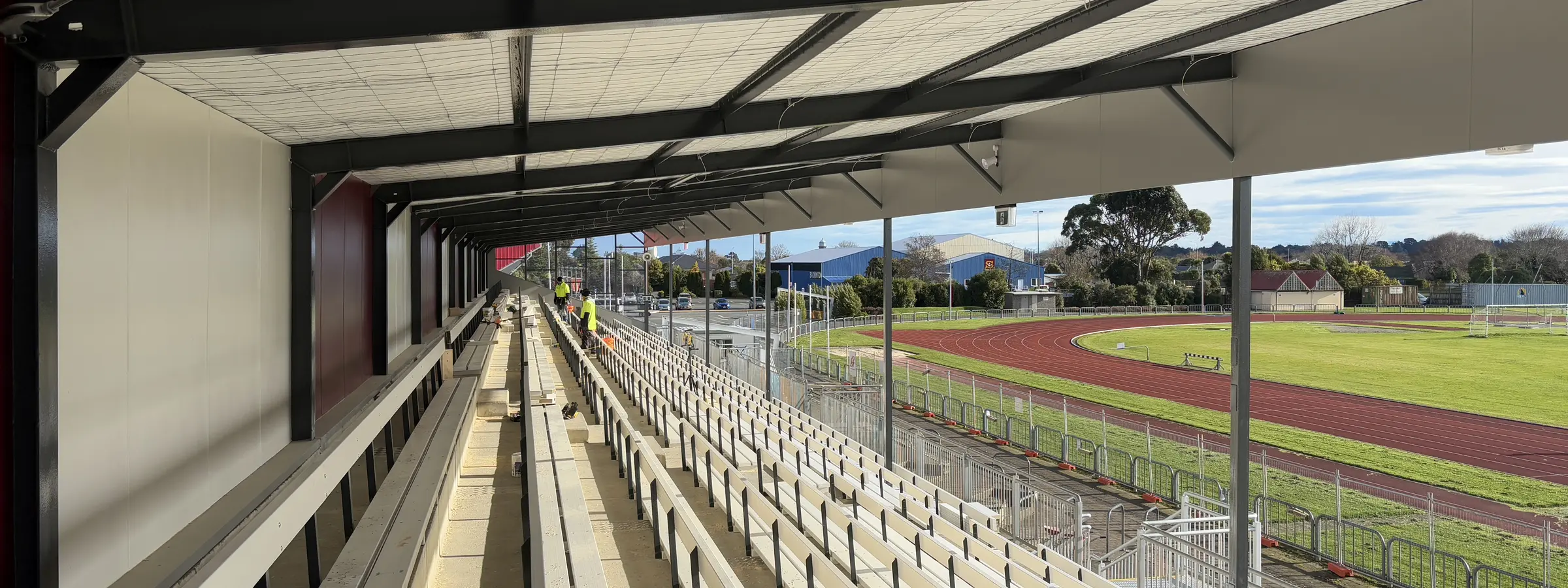 Grandstand 3