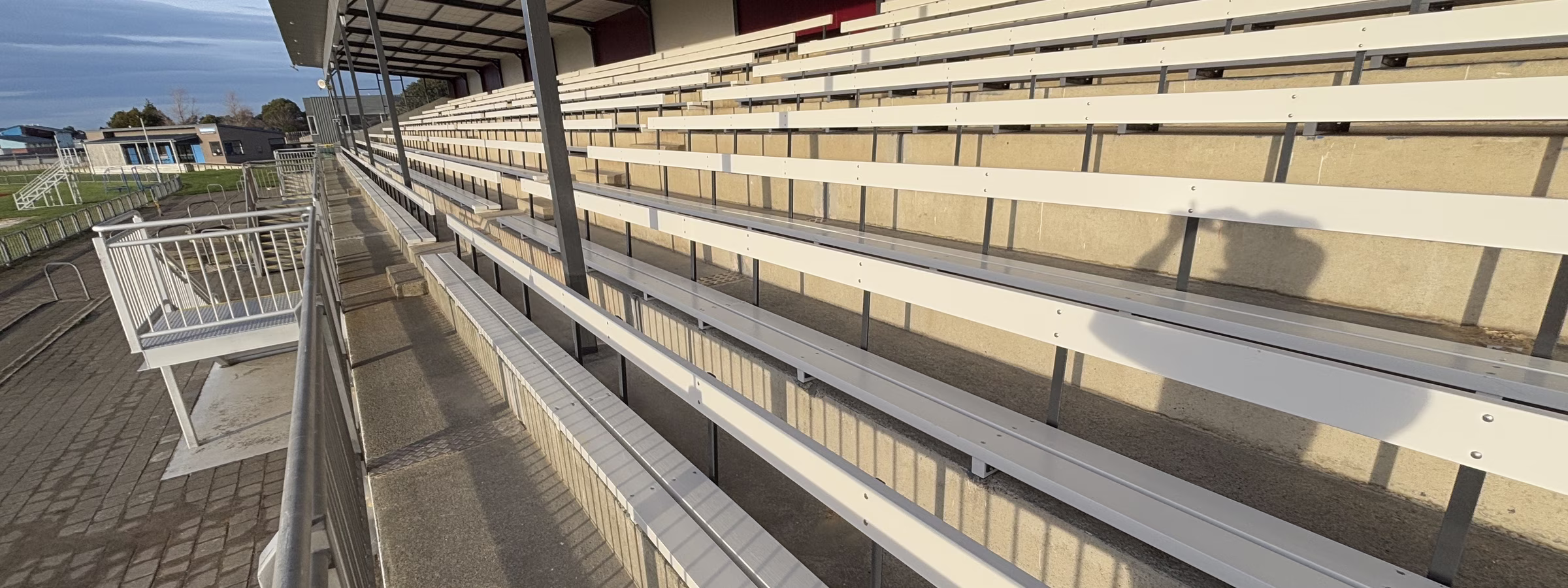 Grandstand 2 