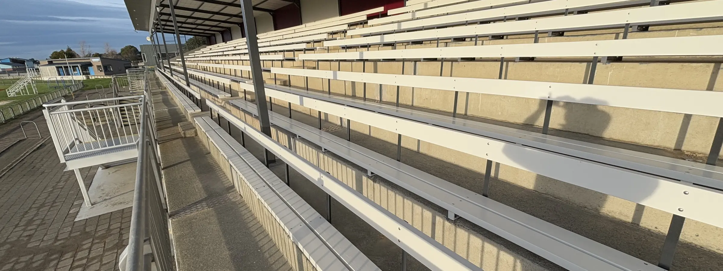 Grandstand 2 