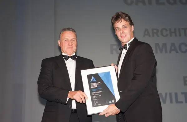 (L-R) Blake Bibbie from Placemakers with ABL Quantity Surveyor Brett Squire accepting the company's award for their work on Rippon Hall. CREDIT: Southern Public Relations 